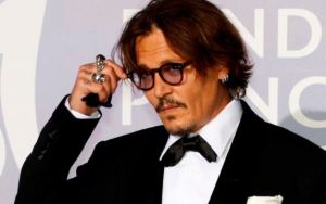 Abogados de Johnny Depp denuncian el efecto “devastador” de acusaciones de Amber Heard