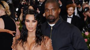 Con amor o sin amor… Kim Kardashian seguirá llevando el apellido de Kanye West