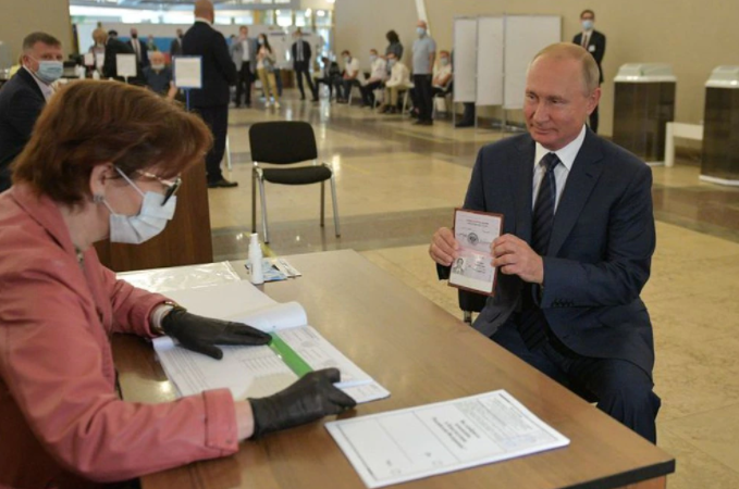 Régimen de Putin limitará presencia de observadores internacionales en próximos comicios