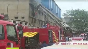Al menos 15 muertos tras incendio en una fábrica de Pakistán