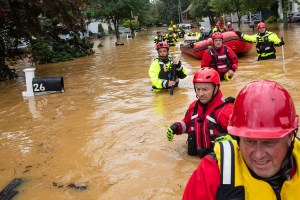 Lluvias, Inundaciones y apagones: Se esperan más consecuencias en el noreste de EEUU tras el paso de Henri
