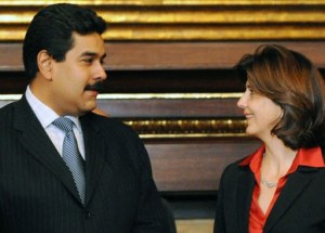 María Angela Holguín, ex canciller de Colombia, revela detalles de la difícil relación con la Venezuela chavista