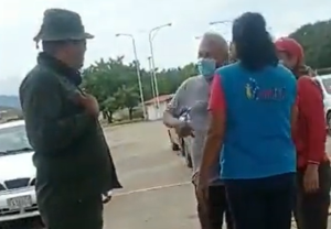 Ex alcalde chavista de Ureña se puso como loco: No le llenaron el tanque completo y prendió EL SAPEROCO (VIDEO)