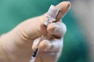 La Casa Blanca recomendará una tercera dosis de refuerzo de la vacuna contra el Covid-19