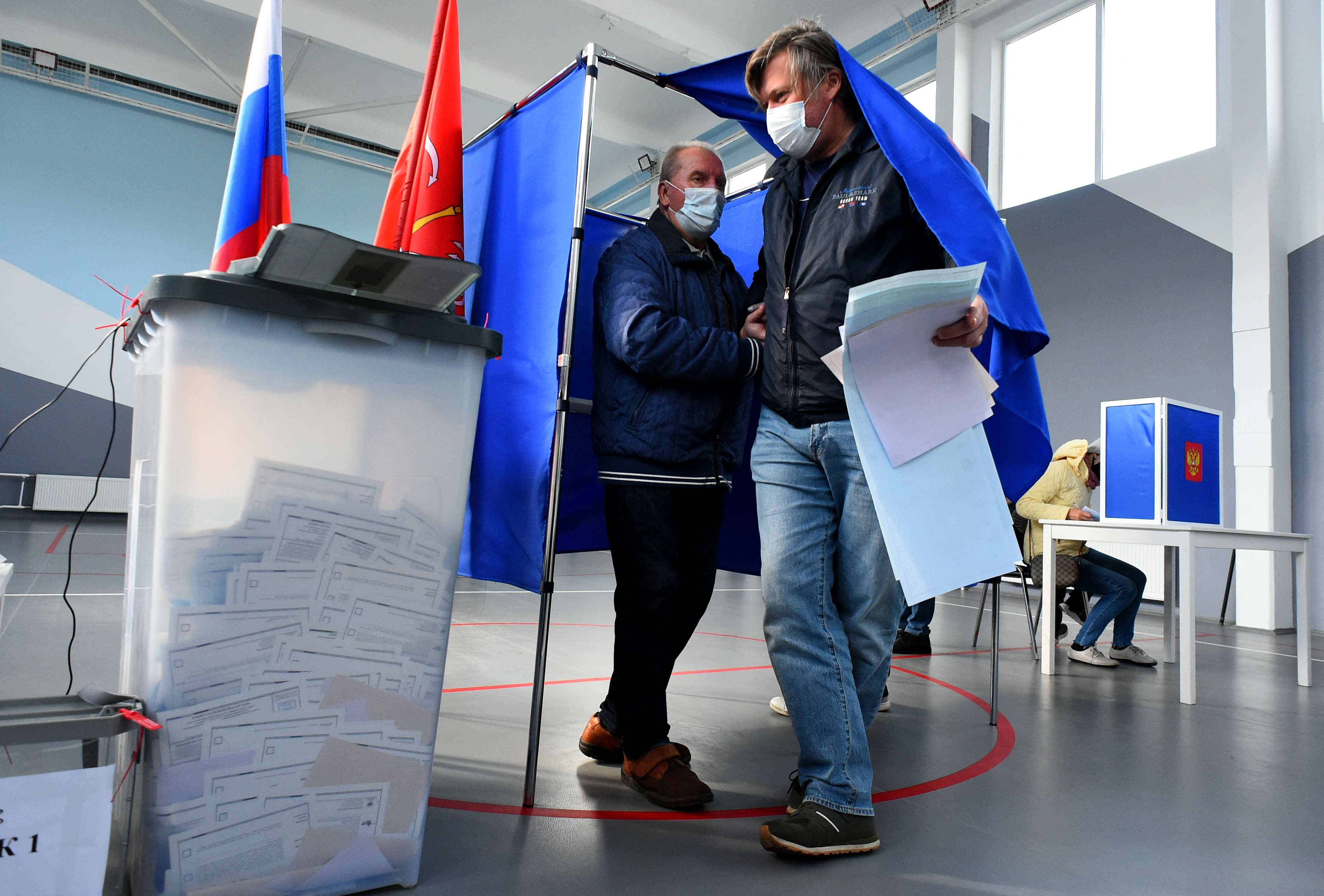 Partido del Kremlin aseguró que ganaron las elecciones legislativas en Rusia