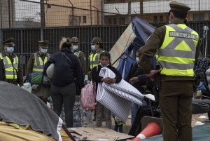 Pizarro lamentó desalojos a venezolanos en Chile e instó a las autoridades a proteger a migrantes