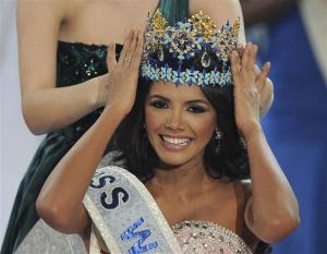 Acción Democrática postula a la Miss Mundo Ivian Sarcos a la alcaldía de El Hatillo