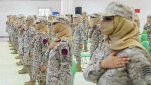 “Momento histórico”: Arabia Saudita gradúa a su primera promoción de mujeres militares (Fotos y Video)