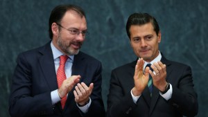 Fiscalía de México acusa a Peña Nieto y su canciller de recibir millones de dólares en sobornos de Odebrecht