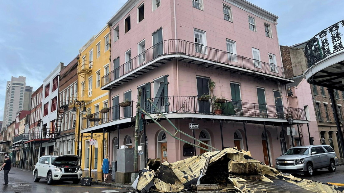 Decenas de personas fueron arrestadas en Nueva Orleans por saqueos tras el paso del huracán Ida