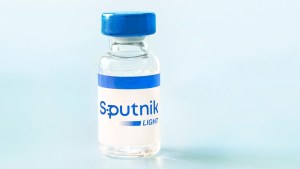 La vacuna rusa Sputnik Light demuestra un 83,7 % de eficacia en personas de entre 60 y 79 años en Argentina