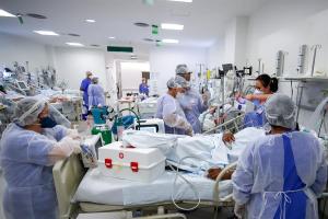 Brasil ya superó las 590 mil muertes por coronavirus