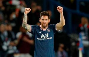 Messi remató la victoria del PSG pese al constante asedio del Manchester City