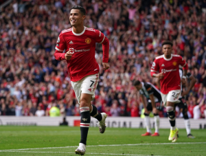 Cristiano Ronaldo marcó su segundo gol con el Manchester United (VIDEO)