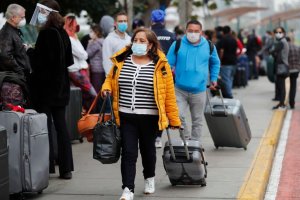 Ya no es obligatorio presentar carné de vacunación contra el Covid-19 para ingresar a Perú