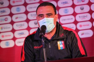 FVF extendió interinato de Leonardo González y anunció lista preliminar de la triple fecha