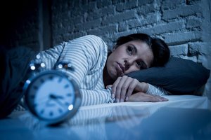 El insomnio puede matarte: Médico advierte sobre los riesgos de ese trastorno