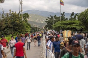 Las autoridades de Colombia y Venezuela ultiman detalles para reabrir el paso peatonal fronterizo