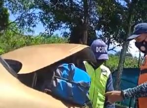 Taxista fue sometido por la PNB mientras se trasladaba de San Cristóbal a Caracas (Videos)