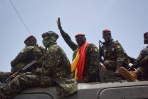 Golpistas guineanos iniciaron liberación de los presos políticos