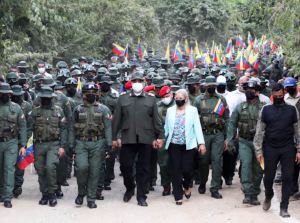 Maduro desplegará sus polémicos “escudos bolivarianos” con la milicia en octubre