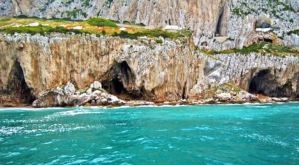 Lo que hallaron en una cámara de neandertales sellada durante 40 años en Gibraltar