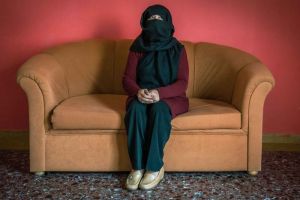 Juezas que huyeron de Afganistán afirman que “las mujeres están presas y los criminales están libres”