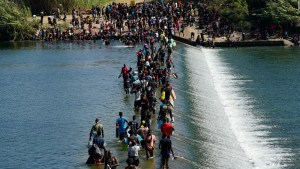 EEUU intentará expulsar a haitianos a países de Sudamérica si hay nueva ola de migrantes