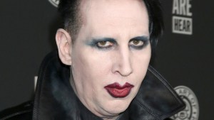 Acusaron a Marilyn Manson de convertir estudio de música en una habitación de tortura para mujeres