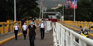 El Tiempo: El pulso entre Colombia y Venezuela por la apertura de la frontera