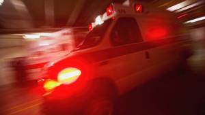 Se coló desnudo en una ambulancia en Florida para masturbarse ante la mirada atónita de los paramédicos