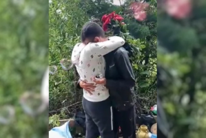 ¡AWWW! Campesino conquistó las redes con su humilde, pero original propuesta de matrimonio (VIDEO)