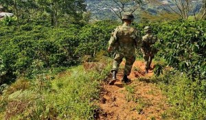Liberaron a 29 militares retenidos por una comunidad en Colombia