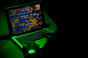 Microsoft denunció que los piratas informáticos rusos detrás del hackeo de SolarWinds siguen atacando a las empresas de EEUU
