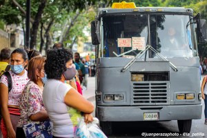 Denuncian que transportistas del país aumentaron pasaje mínimo a cinco bolívares #21Dic