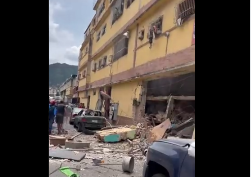 Se registró fuerte explosión en un edificio en San Martín este #8Oct (VIDEOS)