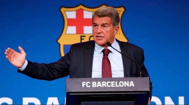 Laporta y su respuesta a Tebas: Que se abstenga de hacer comentarios sobre posibles fichajes del Barça