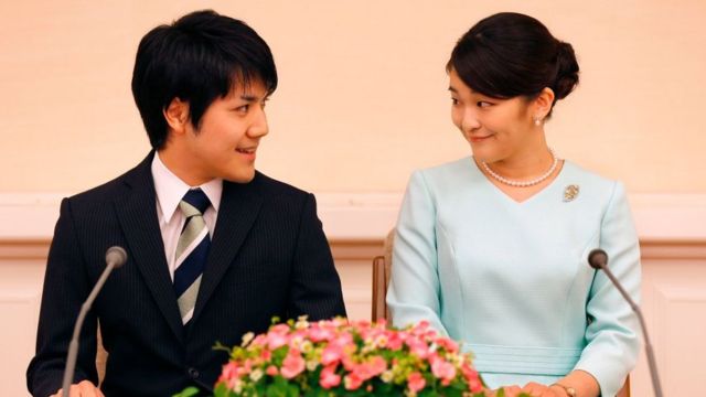 Padre de la exprincesa Mako explicó por qué su hija no tuvo una boda tradicional