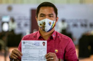 Manny Pacquiao presentó oficialmente su candidatura a la Presidencia de Filipinas