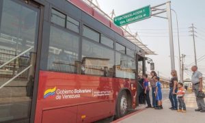 Sistema de transporte del régimen de Maduro opera gratis para estudiantes este #25Oct