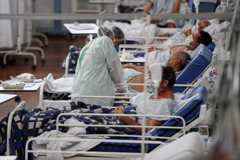Avance de la pandemia: Brasil reportó los primeros casos de flurona en Latinoamérica