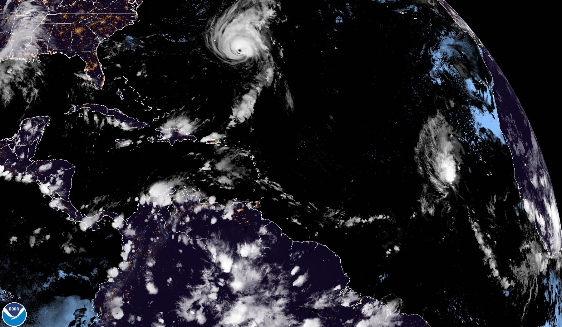 “Sam” tiene los días contados como huracán en el Atlántico norte