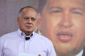 Diosdado Cabello amenazó al rector Roberto Picón por “violar su posición en el CNE” (Video)