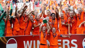 Avance en el futbol femenino: La Eurocopa duplicará sus premios y compensará a los clubes