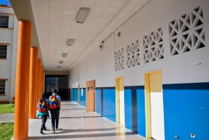 Baja afluencia de alumnos marcó el regreso a clases tras elecciones en Lara