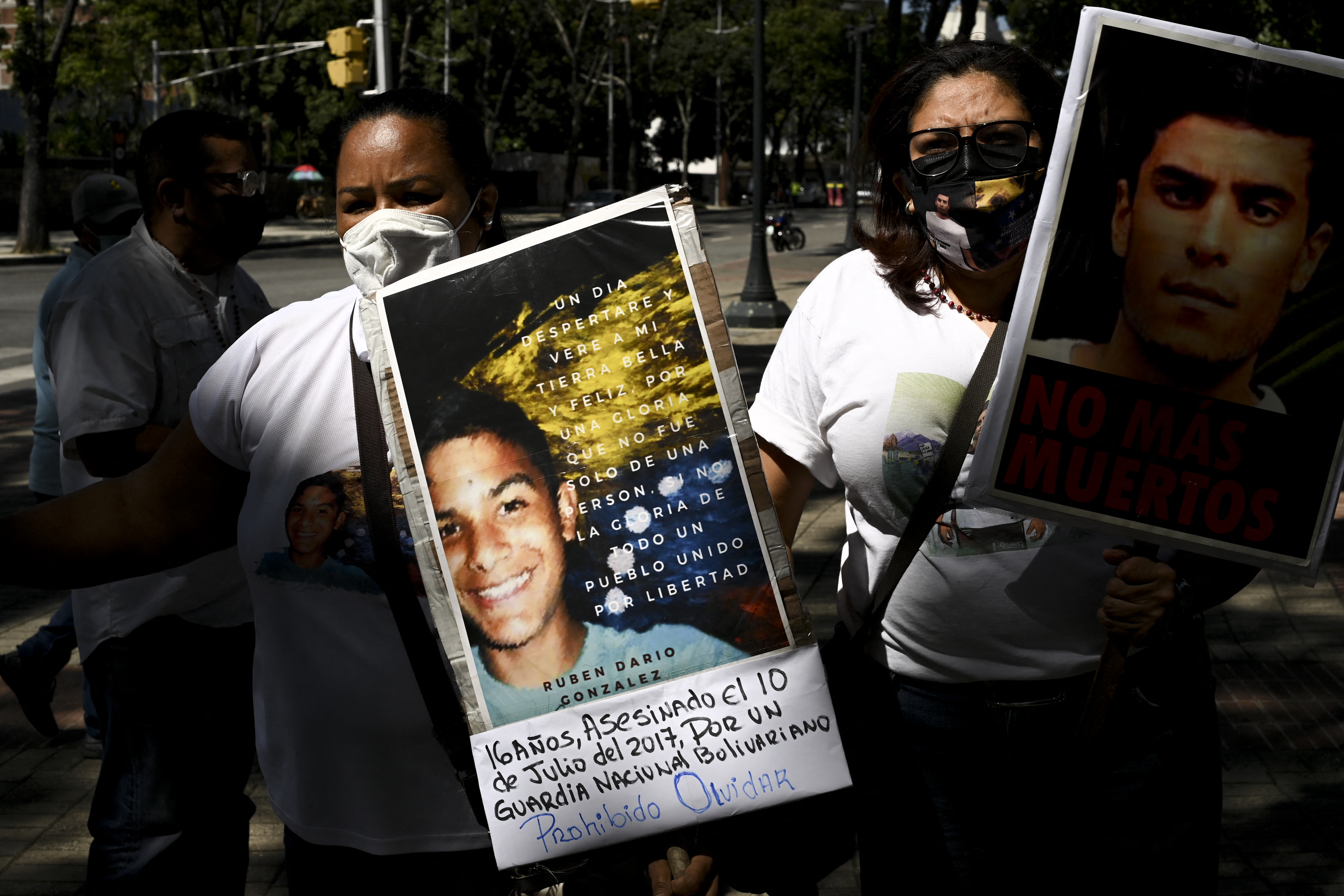 Víctimas de Maduro y activistas ven una puerta a la justicia con investigación de la CPI