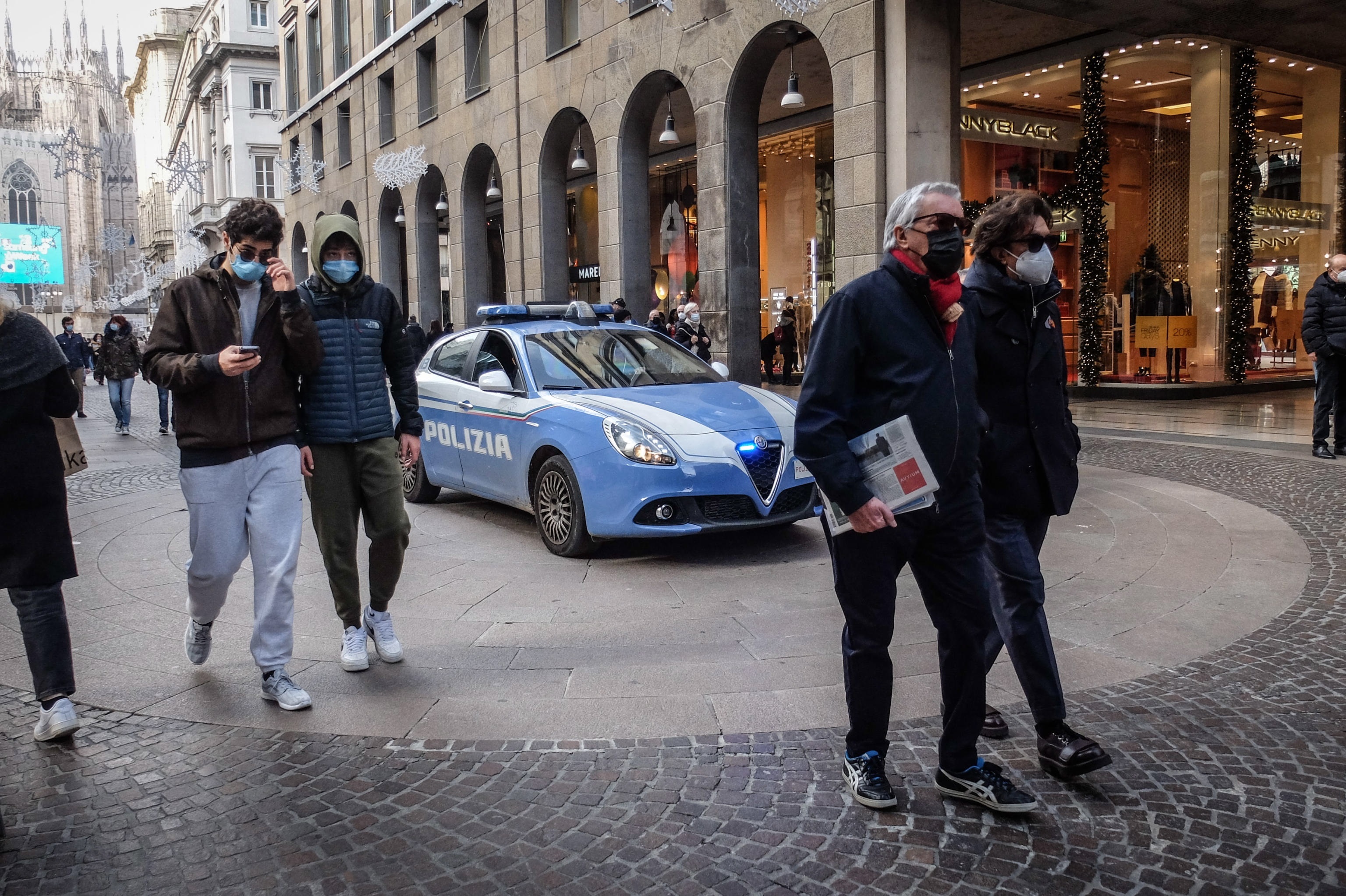 Comité Covid en Italia: Ómicron más contagiosa, pero no parece más peligrosa