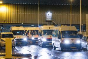 Alarma en Ámsterdam luego que más de 60 pasajeros provenientes de Sudáfrica dieran positivo por coronavirus