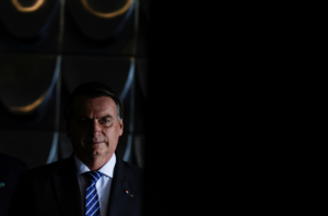 Con los peores índices de popularidad, Bolsonaro se prepara para participar en la elección presidencial de Brasil