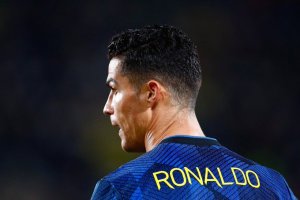 Gol de Cristiano Ronaldo metió al United en los octavos de la Champions